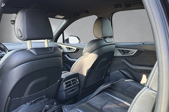Audi Q7 20 of 30