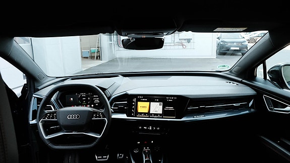 Audi Q4 e-tron 16 of 30