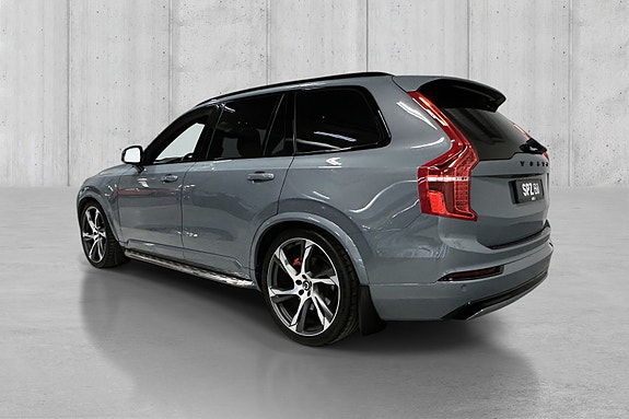 Volvo XC90 5 of 16