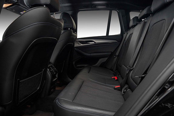 BMW X3 20 of 25