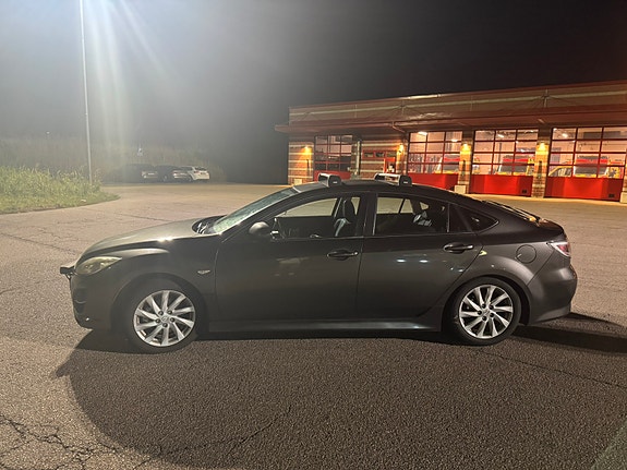 Mazda 6 3 of 4
