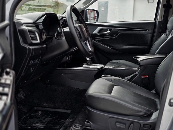 Isuzu D-max 12 of 30