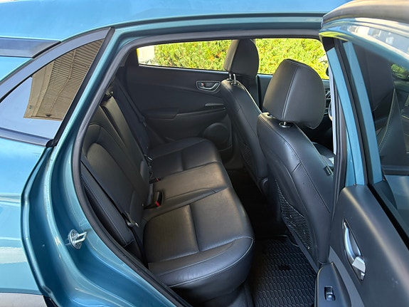 Hyundai Kona 11 of 24