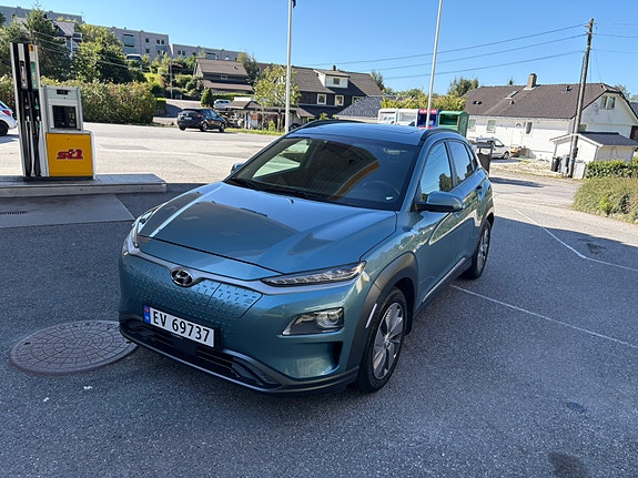 Hyundai Kona 2 of 24
