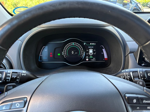 Hyundai Kona 23 of 24