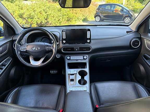Hyundai Kona 13 of 24