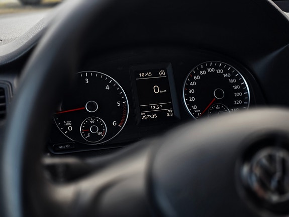 Volkswagen Caddy 17 of 30