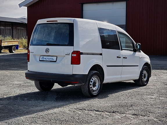 Volkswagen Caddy 8 of 30