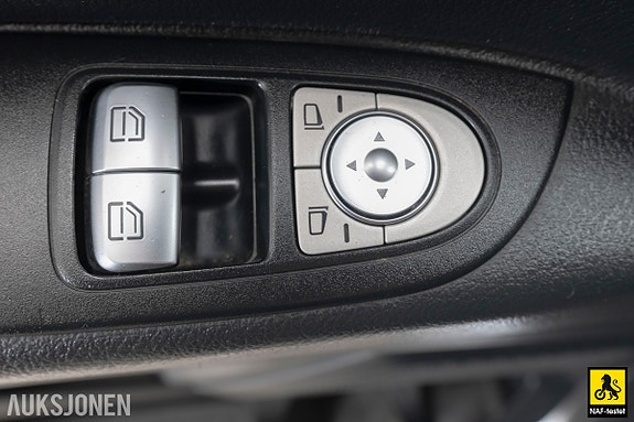 Mercedes-Benz vito 9 of 30