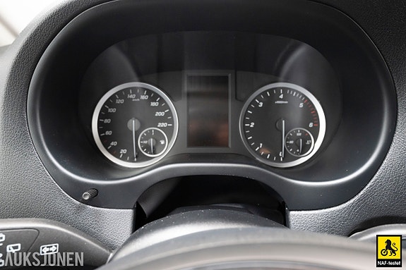 Mercedes-Benz vito 27 of 30