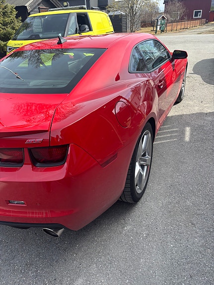Chevrolet Camaro 4 of 9