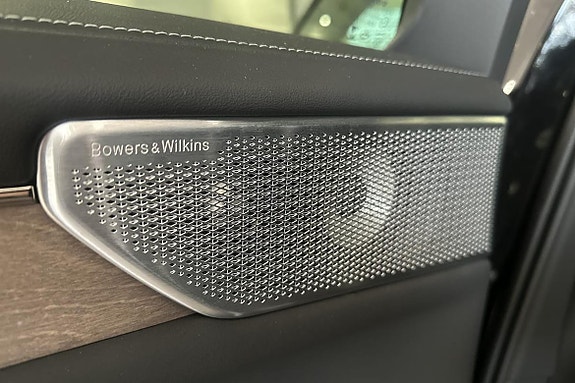 Volvo ES90 17 of 25