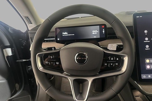 Volvo ES90 11 of 25