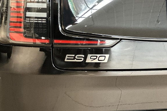Volvo ES90 8 of 25
