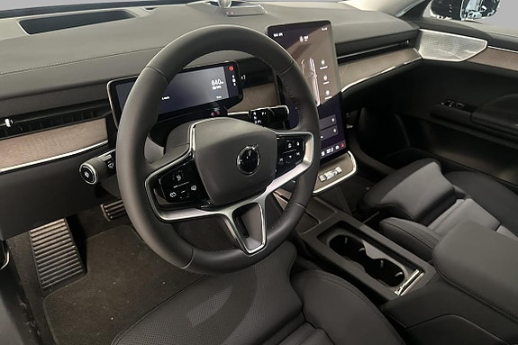 Volvo ES90 10 of 25