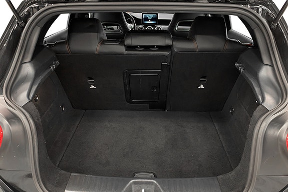 Mercedes-Benz A180 11 of 13