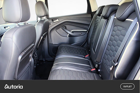 Ford Kuga 17 of 23