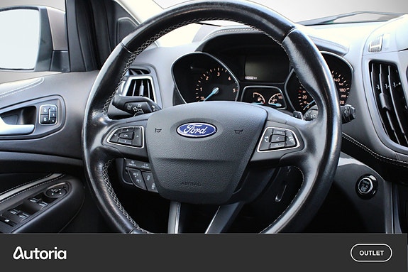 Ford Kuga 19 of 23