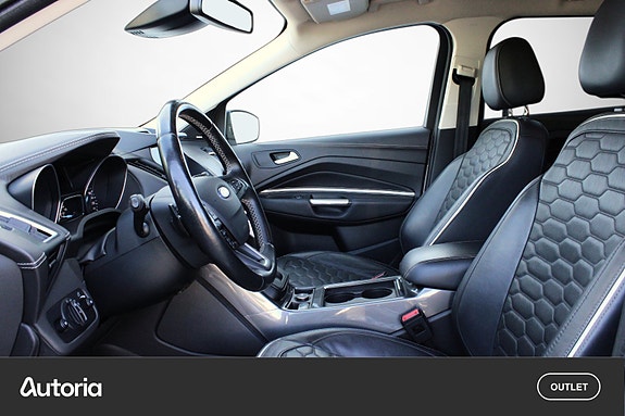 Ford Kuga 9 of 23