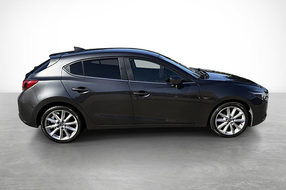 Mazda 3 4 of 23