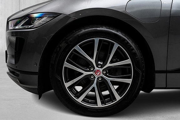 Jaguar I-PACE 7 of 20