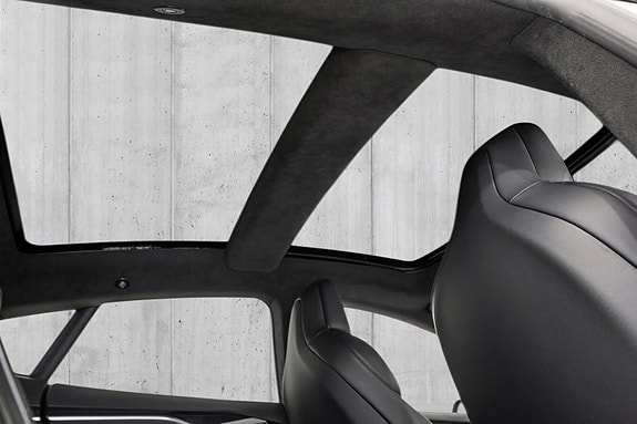 Tesla Model S 13 of 18