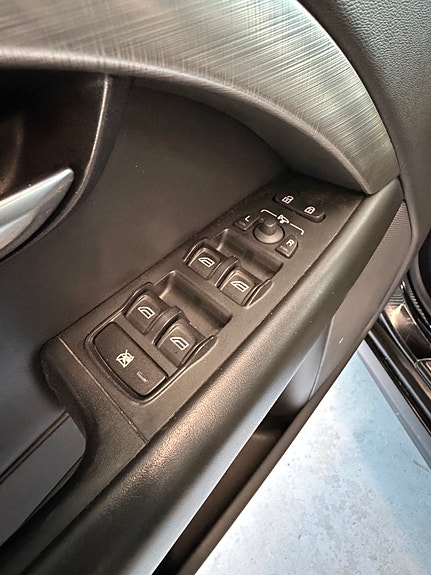 Volvo V70 21 of 30
