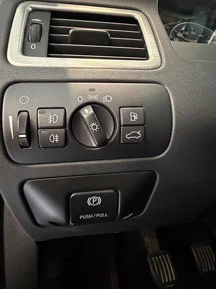 Volvo V70 22 of 30