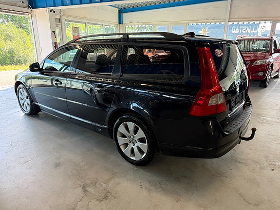 Volvo V70 5 of 30