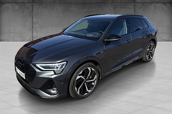 Audi e-tron 2 of 30