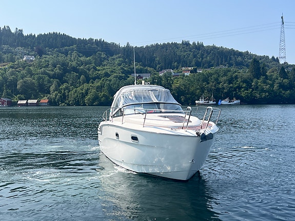 Bavaria 28 Sport, skipsreg, NY EVC, luftvarmer, baugpropell, ankervinsj 16 of 30