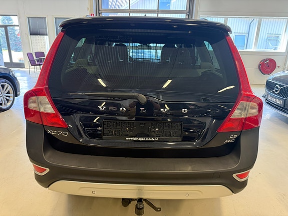Volvo XC70 4 of 22