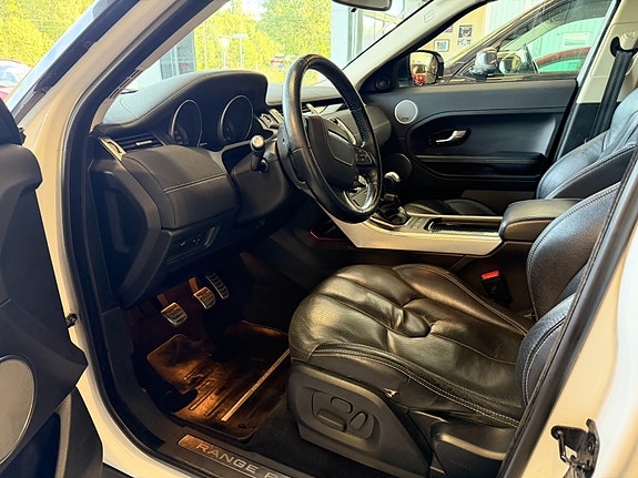 Land Rover Range Rover Evoque 11 of 23