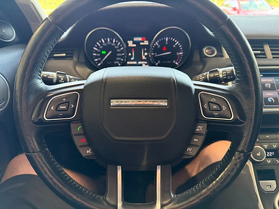 Land Rover Range Rover Evoque 19 of 23