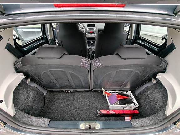Toyota Aygo 14 of 14