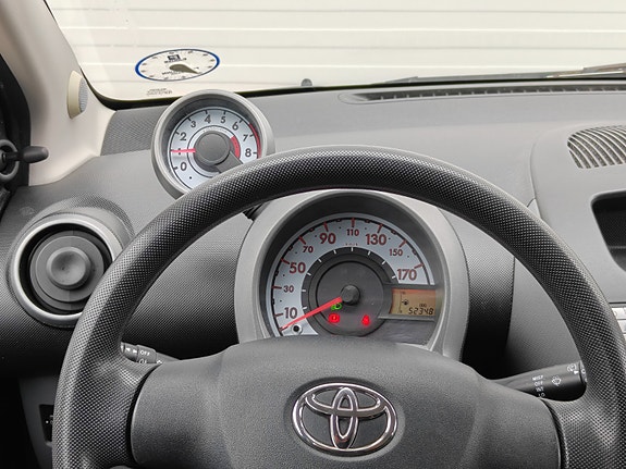 Toyota Aygo 13 of 14