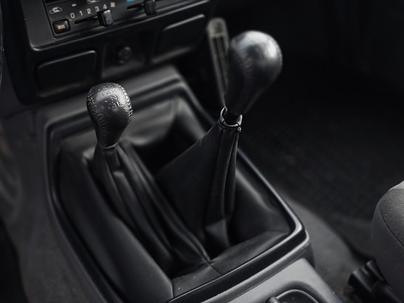 Nissan NP300 26 of 29