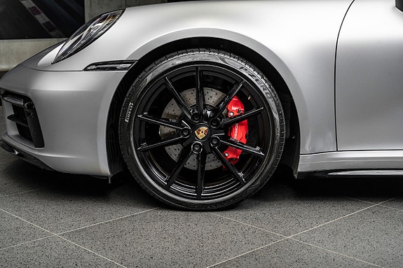 Porsche 911 9 of 30
