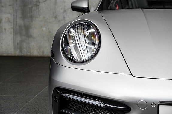 Porsche 911 7 of 30