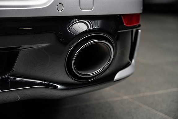 Porsche 911 19 of 30