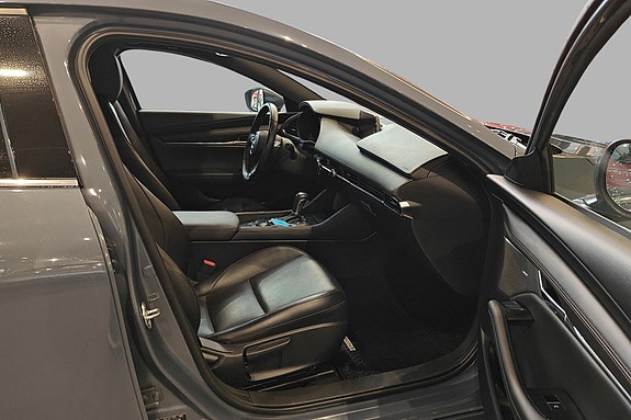 Mazda 3 16 of 28