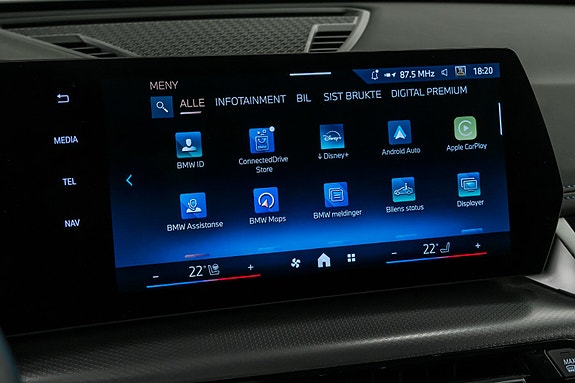 BMW iX1 15 of 28