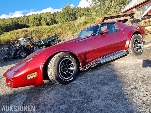 Chevrolet Corvette 3 of 16