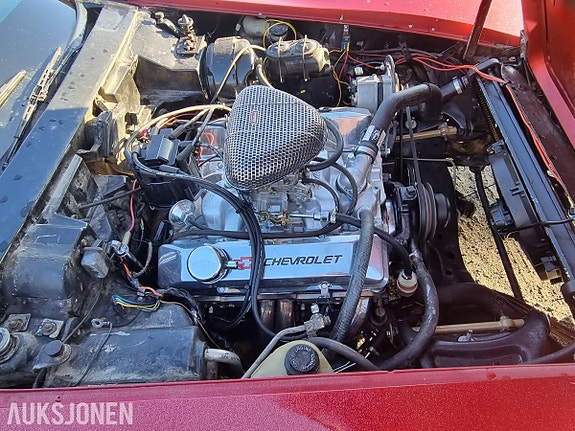 Chevrolet Corvette 12 of 16
