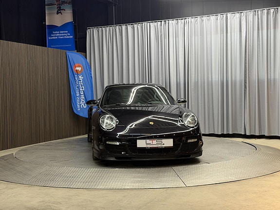 Porsche 911 Turbo 8 of 30