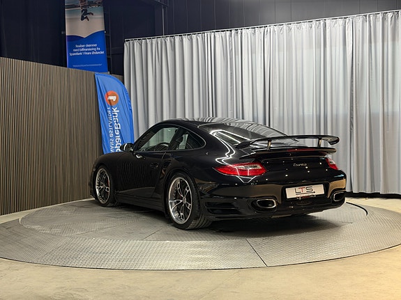 Porsche 911 Turbo 29 of 30