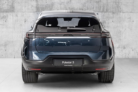 Polestar 3 4 of 30