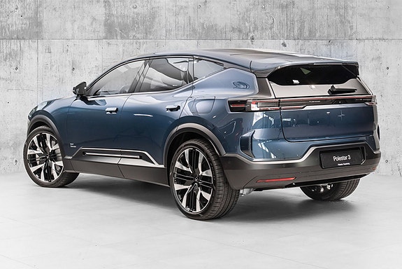 Polestar 3 2 of 30