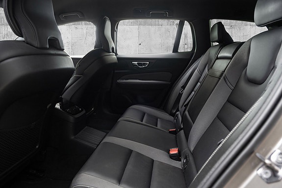 Volvo V60 18 of 30