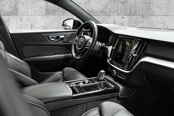 Volvo V60 28 of 30